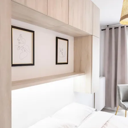 Apartman Oasis Park Zrodliska Centrum *